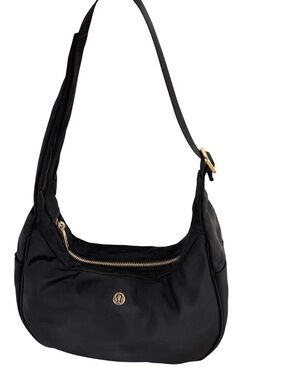 Lululemon City Essentials Hand bag Black Gold
